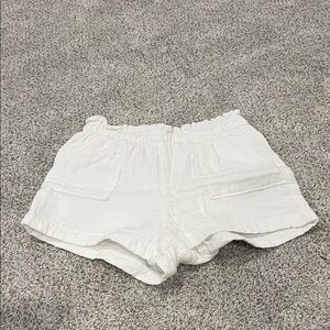 Baby Gap crinkle gauze pull on shorts, size 5